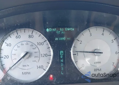 2008 Chrysler 300 Limited из США, поврежденный, VIN 2C3KA33G68H139481